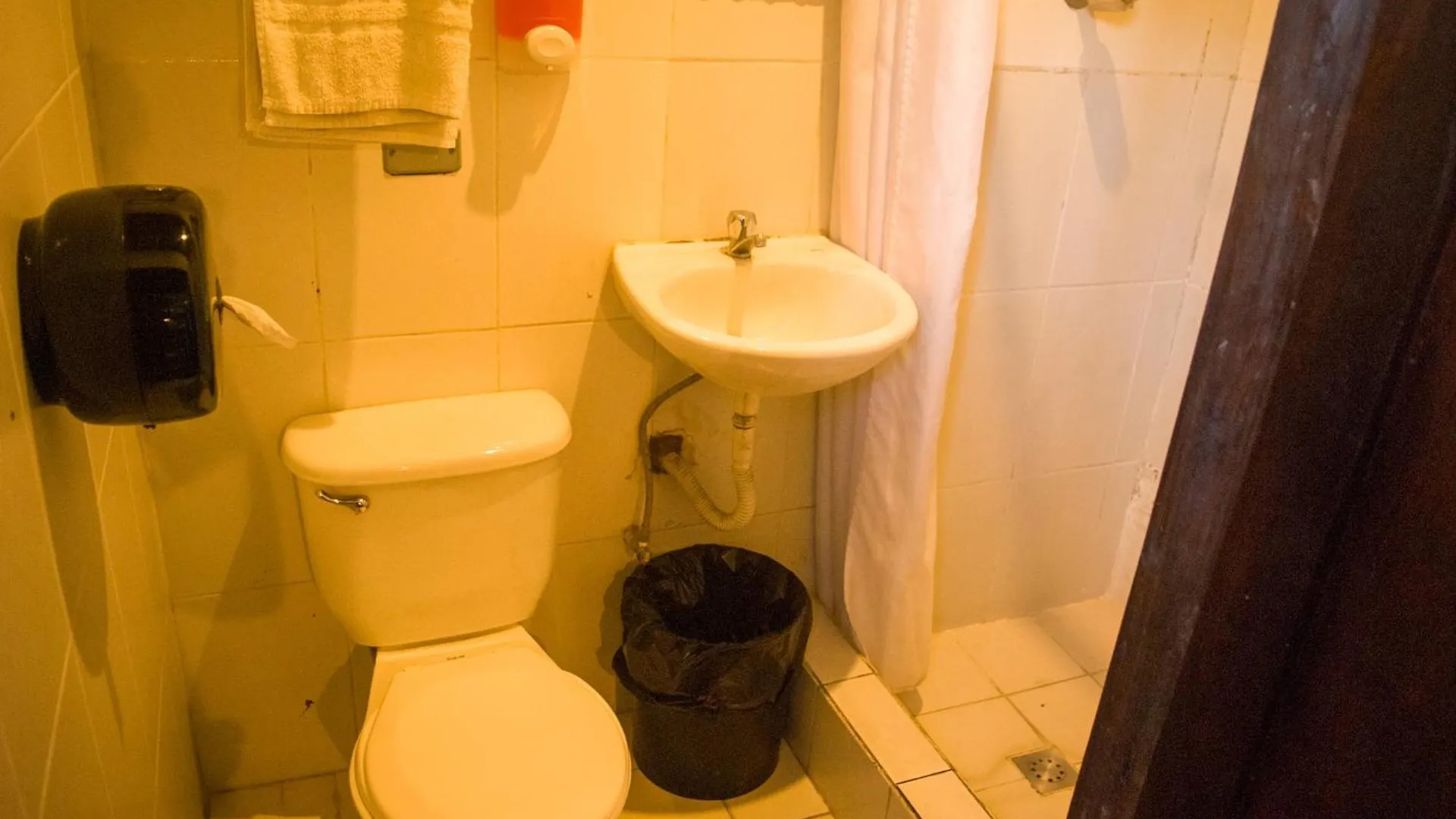 אנטיגואה גואטמלה Tzunun Hostel בית הארחה אנטיגואה גואטמלה
