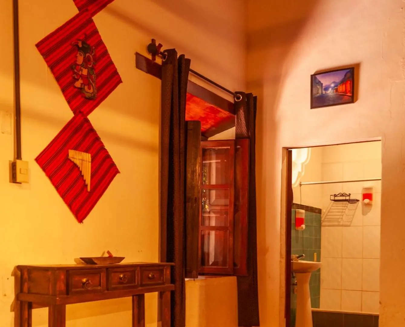 Tzunun Hostel Antigua Guest house