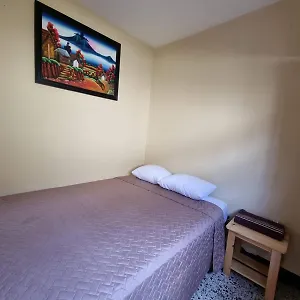 Central Hostel Antigua Albergue