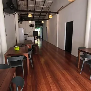 https://hostel-chalok.tophotelskohtao.com